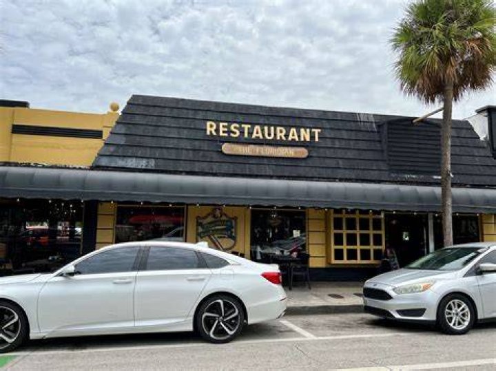 	Johnny V restaurant on Las Olas closes	